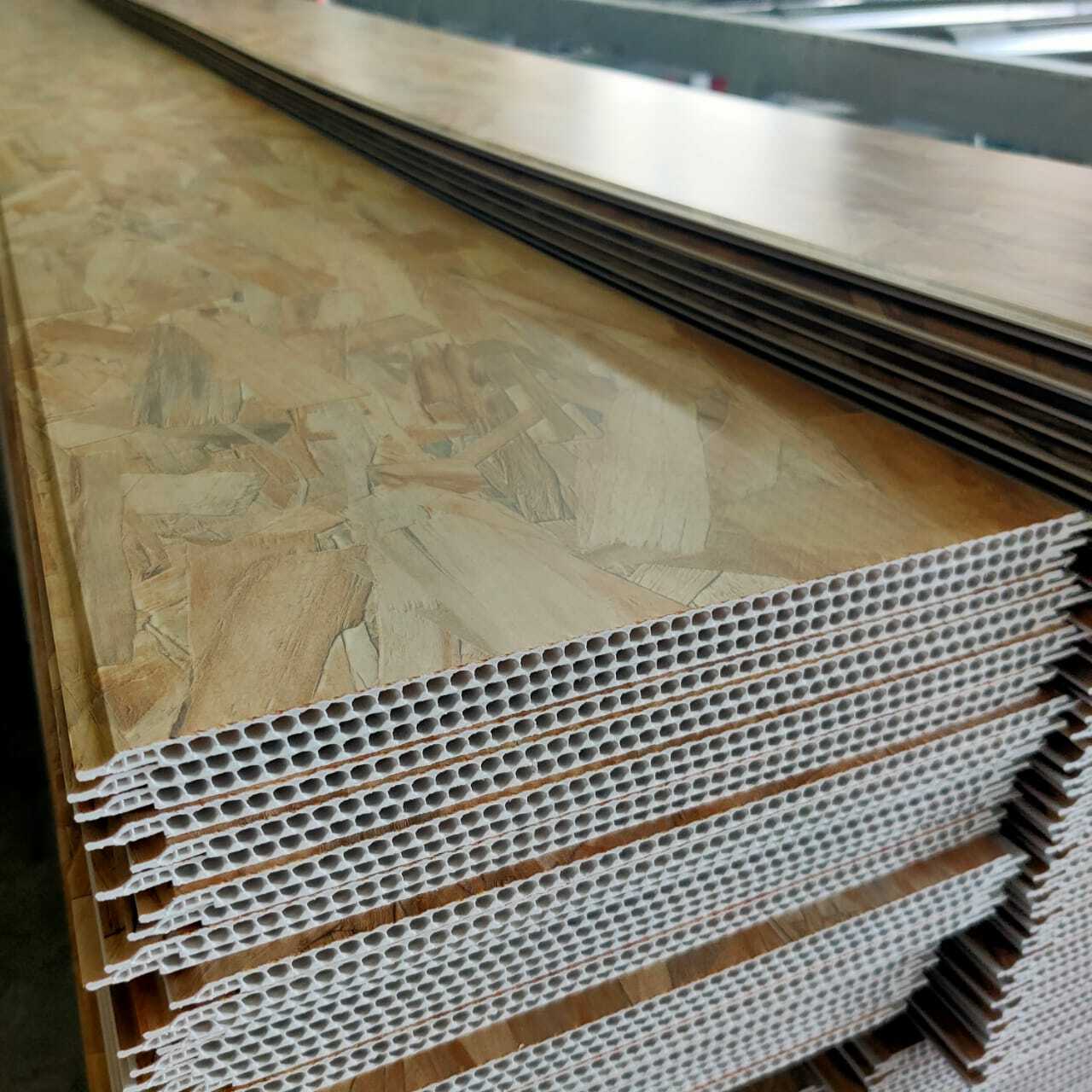 Pvc Wall Panel Production Line - 58x4x8 Ft, White/blue Color | High-speed, Automatic Operation, Energy Efficient With 25-30% Power Savings, Online Hot Stamping, Low-electricity Cost Production