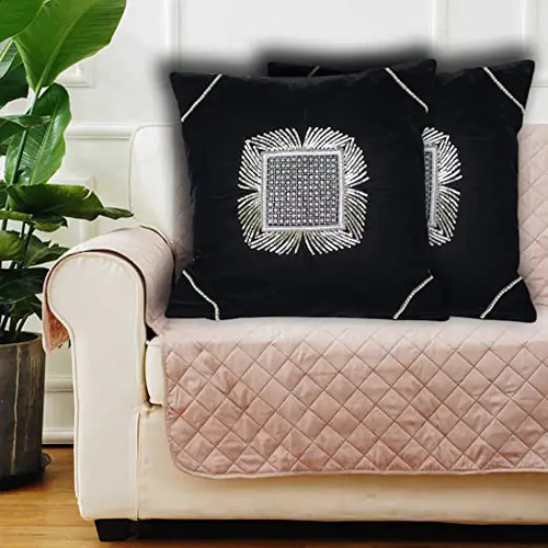 ब्लैक वेलवेट पैचवर्क कुशन पिलो कवर