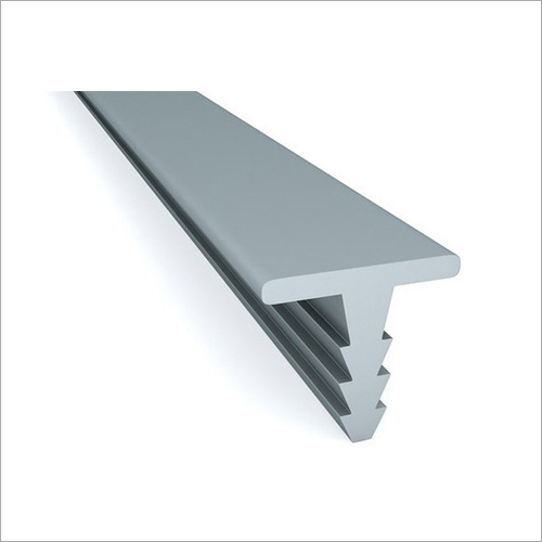 सिल्वर एल्युमिनियम सेक्शन