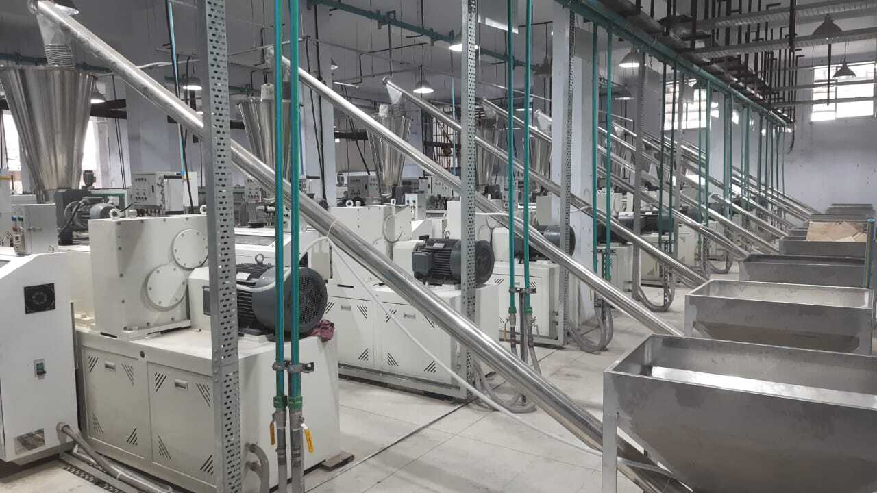 Wpc Fluted Panel Production Line Dimension(l*w*h): 65x6x8 Foot (Ft)