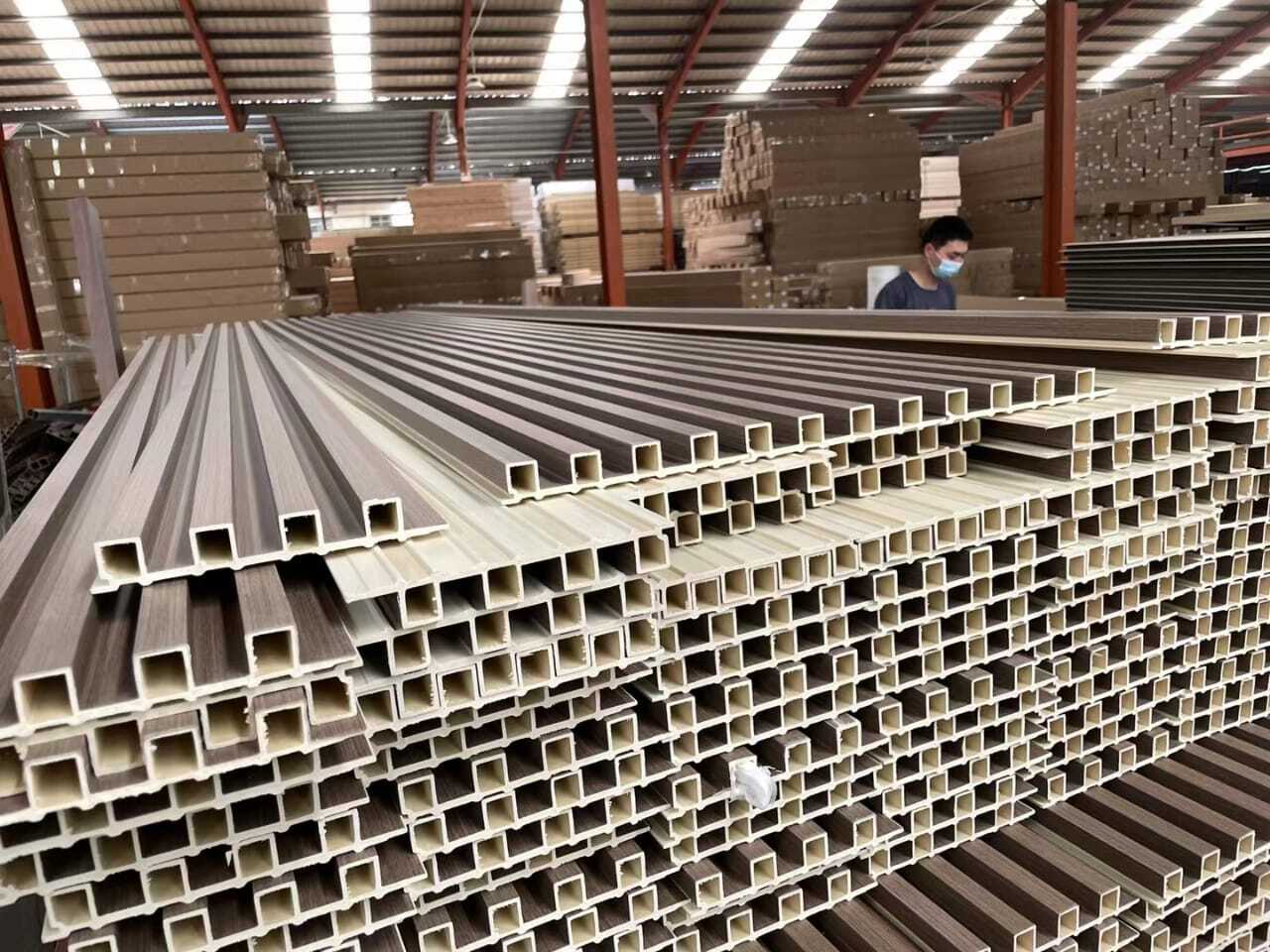 Wpc Fluted Panel Production Line Dimension(l*w*h): 65x6x8 Foot (Ft)