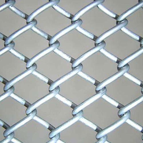 Stainless Steel Chain Link Fencing - Solid Diamond Shape Mesh, Polished Surface Treatment, Corrosion-Resistant & Long-Lasting Durability
