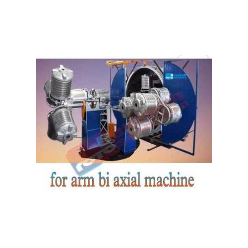 4 एआरएम द्वि अक्षीय घूर्णी मोल्डिंग मशीन