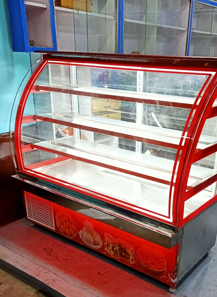 Glass Display Counter