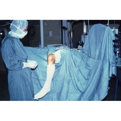 लेग एंड हिप यू ड्रेप