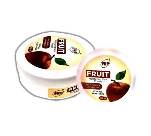 फल मॉइस्चराइजिंग त्वचा क्रीम