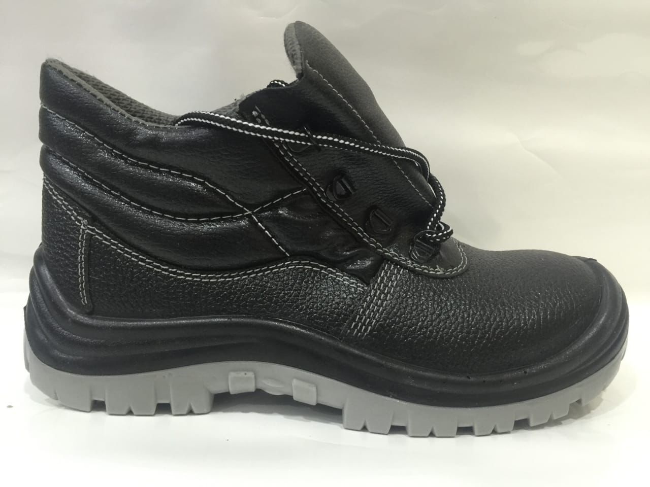 Double Density Shoes - Color: Black