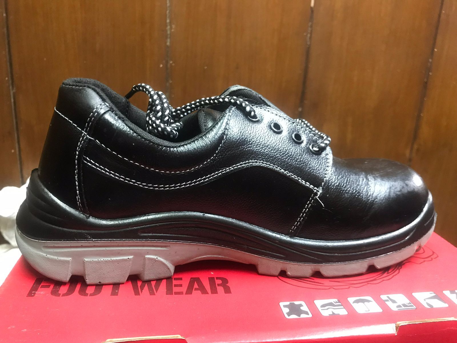 Double Density Shoes - Color: Black