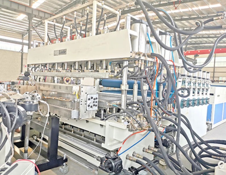 Pc Hollow Multiwall Sheet /U-lock Sheet / Lapping /Splice Sheet/ Greca /Wave Roof Hollow Sheet Extrusion Line Dimension(l*w*h): 85x4x6 Foot (Ft)