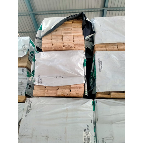 High Quality Pine Wood - Grade: Commercial