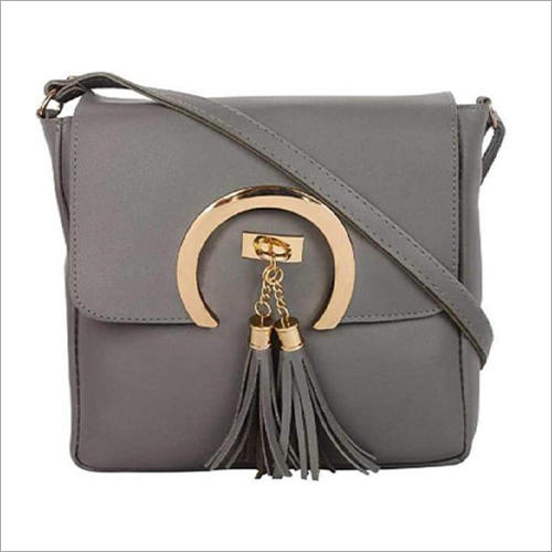 Ladies Grey Side Bag - Stylish Fashion Bag, Zipper Closure, Ideal for Women - Chic Design for Everyday Use