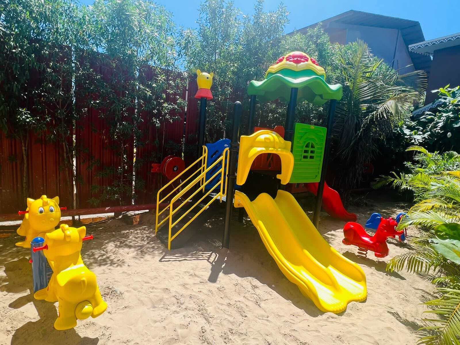 Multiplay Station - Multi-functional Design Durable Materials - Versatile Play Options Engaging Activities For All Ages