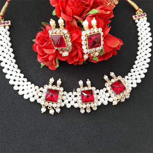 हाथ से बने आभूषण सेट