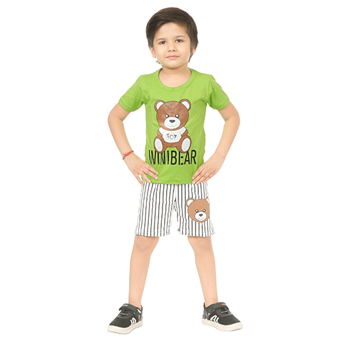 Quick Dry Boys Green T-shirt And Shorts