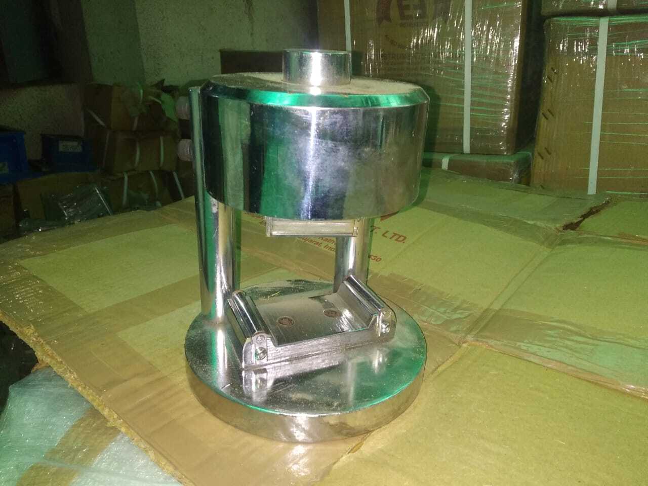 Cement Mortar Flexural Testing Jig - Accuracy: A 1% (Dependent On Utm/compression Machine)