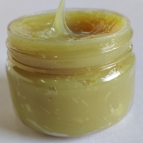 सी 1 न्यूटल प्योर ग्रीस