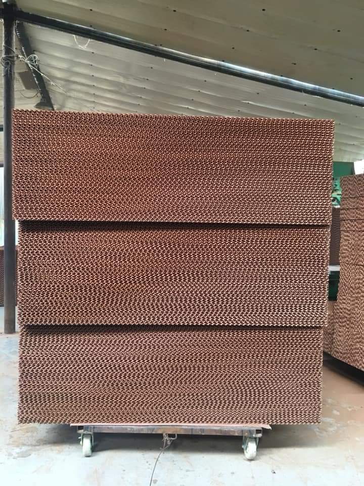 Brown And Green Brown Evaporative Cooling Pad Wholesalers In Nashik Maharashtra