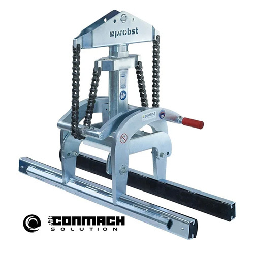 Concrete Barrier Lifting Clamp - Attributes: Strong