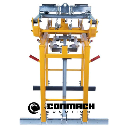 Paver Block Stack Scissor Grab - 1800 Kilograms Lifting Capacity, Durable Yellow Design, Easy To Operate, High-quality Finish