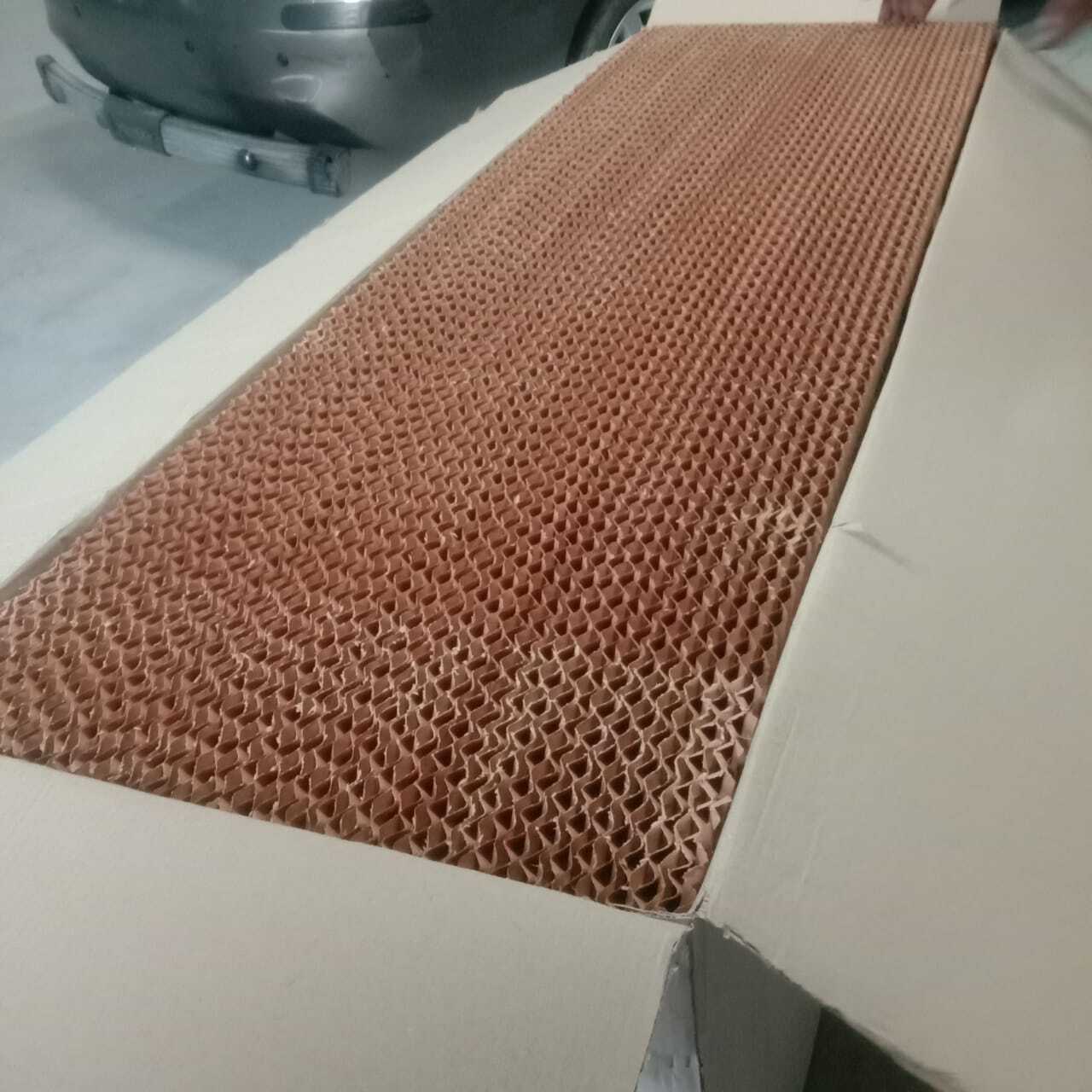Brown And Green Brown Evaporative Cooling Pad Size 600mmx600mmx300mm