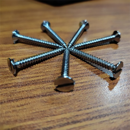 Stainless Steel Slotted Screw - Polished Finish, Industrial Grade Quality , Ideal For Flat And Smooth Surface Applications