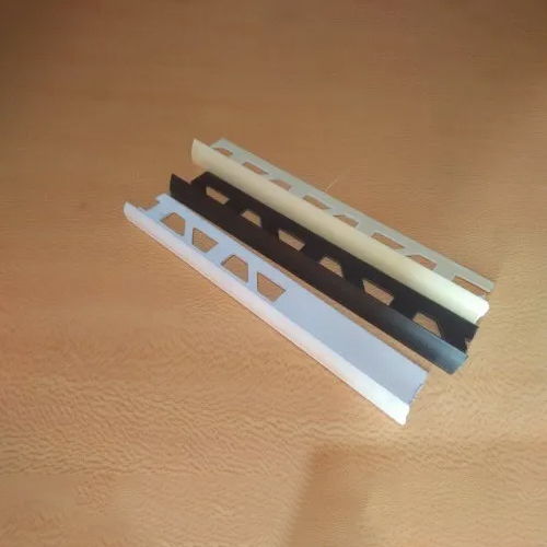 पीवीसी टाइल ट्रिम