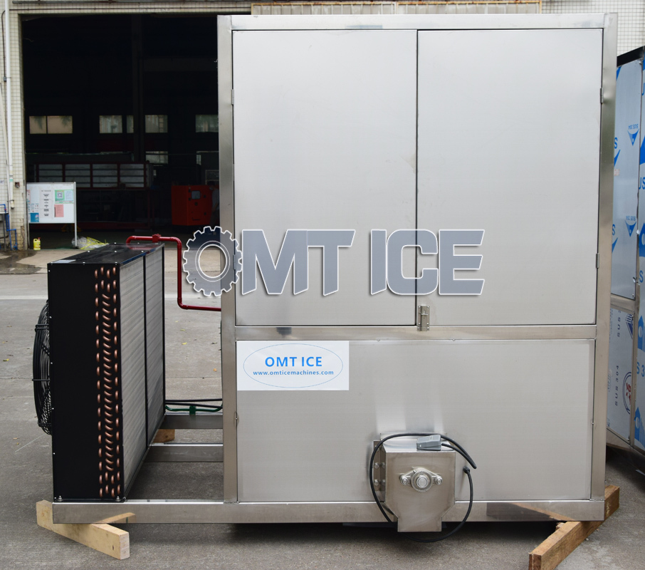 2000kg/24hrs Industrial Cube Ice Machine Capacity: 2000 Kg/day