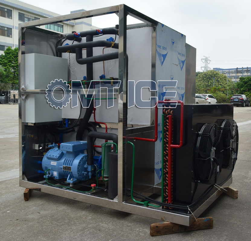 2000kg/24hrs Industrial Cube Ice Machine Capacity: 2000 Kg/day