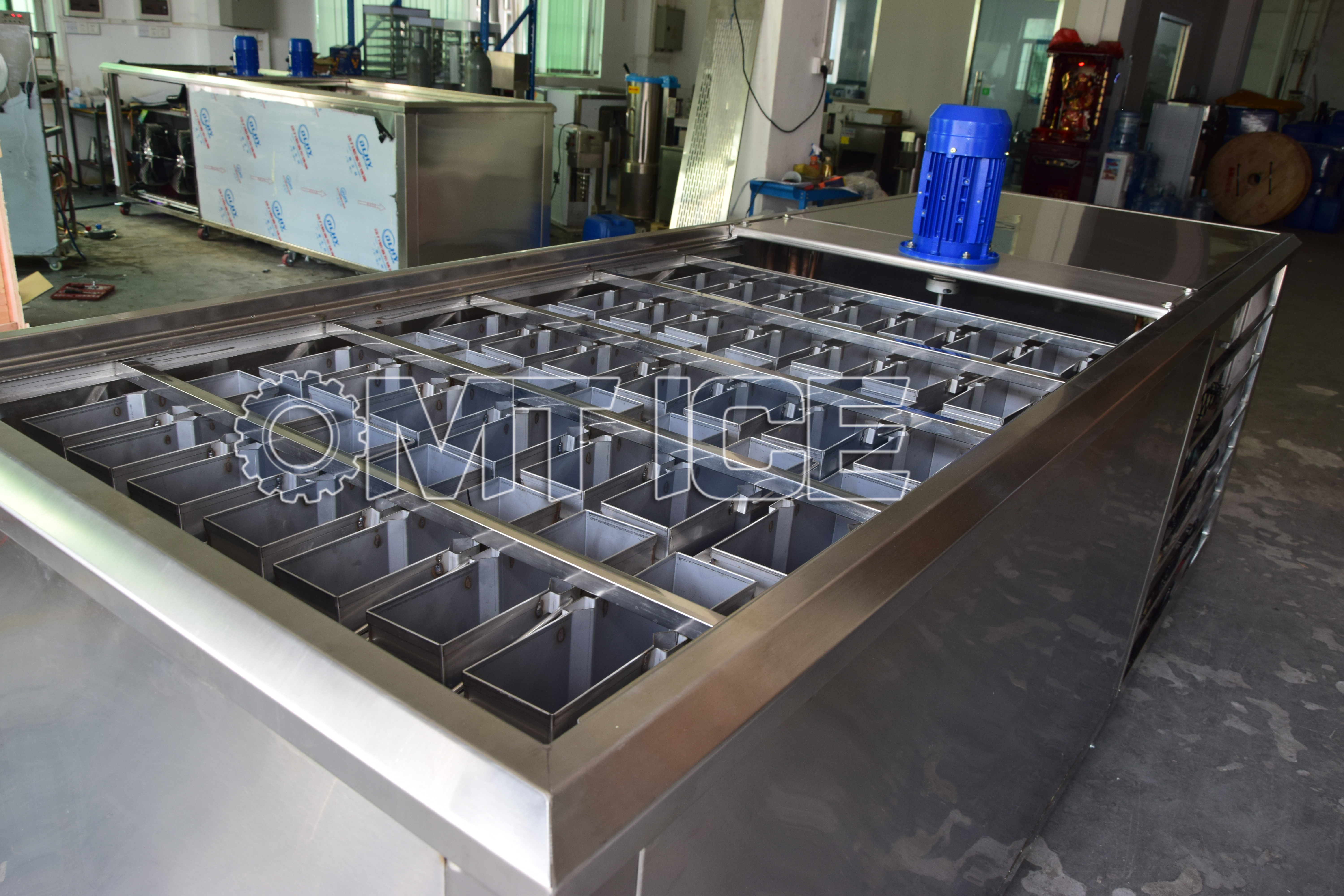 Omt 2000kg/24 Hrs Ice Block Machine Capacity: 2000 Kg/day