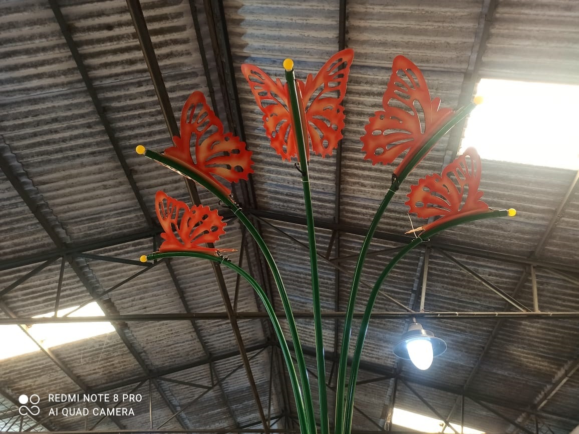 Butterfly Multi Light Pole Length: 3/4/5/6 Meter (M)