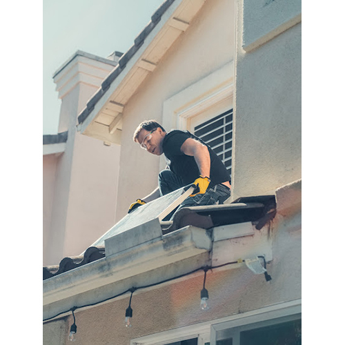 Black-White Off Grid Solar Roof Top