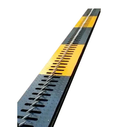 Automatic Tyre Killer - 1000 X 200 Mm Black And Yellow | High Quality Mild Steel Protection Against Unauthorized Entry Max Vehicle Load 60 Metric Ton