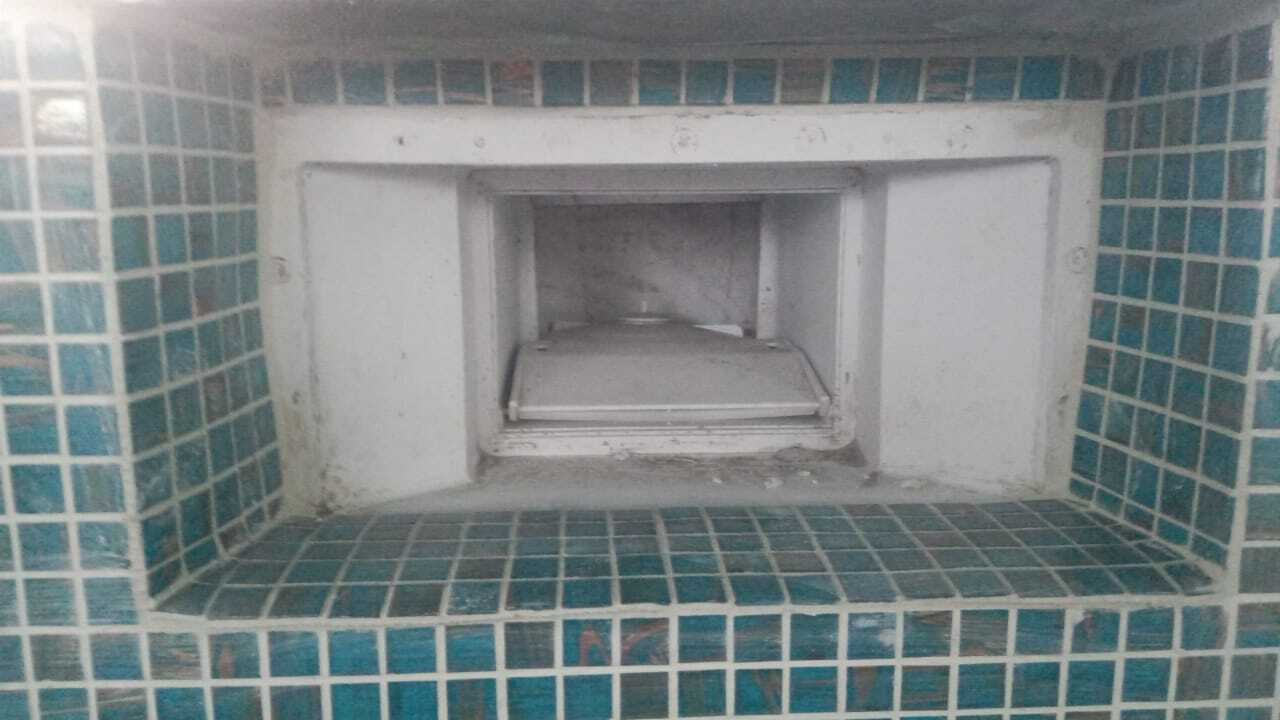 White Swimming Pool Wall Skimmer