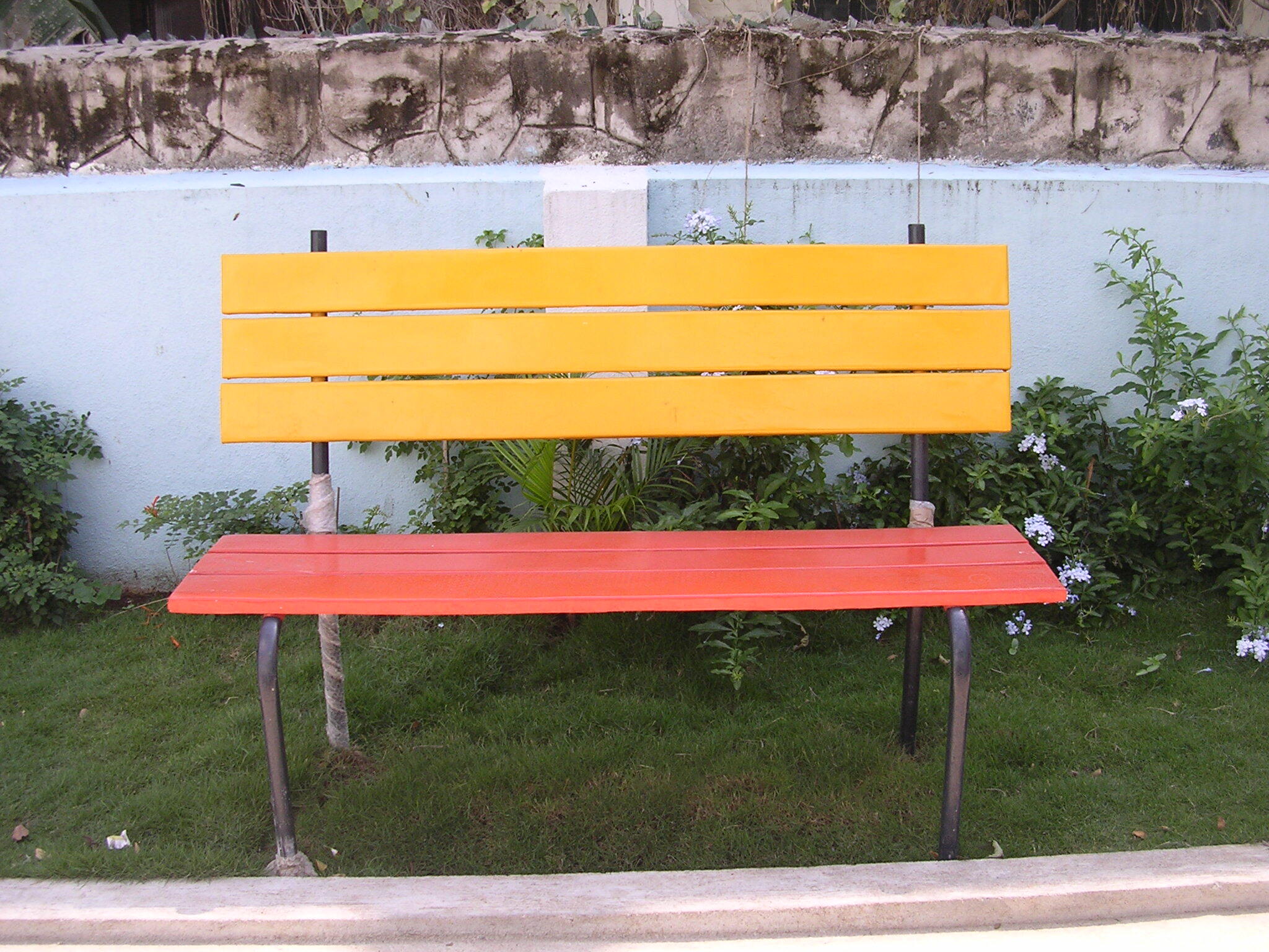 Ms Park Bench - Metal Strip 3 Seater | Standard Functionality, Durable Ms Tube Material