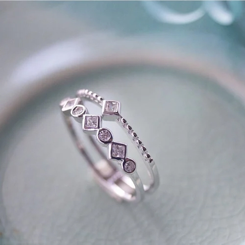 व्हाइट गोल्ड वेडिंग रिंग्स बहुत बढ़िया