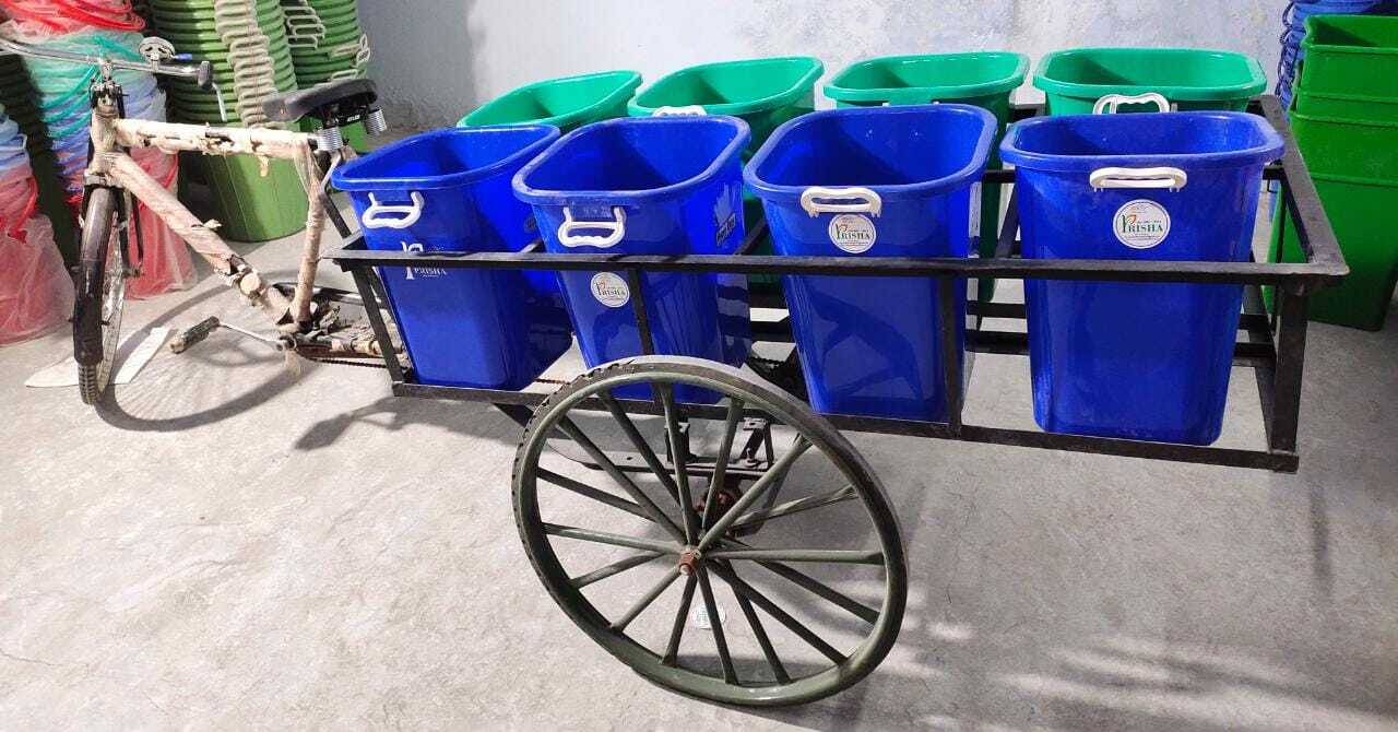 8 Pot Garbage Cycle Rikshaw