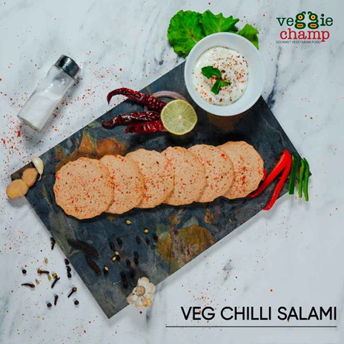 Veg Chilly Salami - 100g, 7.90% Fat, 19.06% Protein, 8.90% Carbs, Spicy Taste, Solid Form, Round Shape | Textured Soya, Milk, Soya Oil, Spices