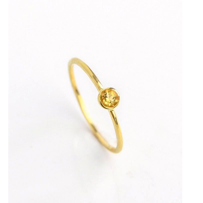 Tiny Gemstone Round Shape Gold Vermeil Ring Gender: Women