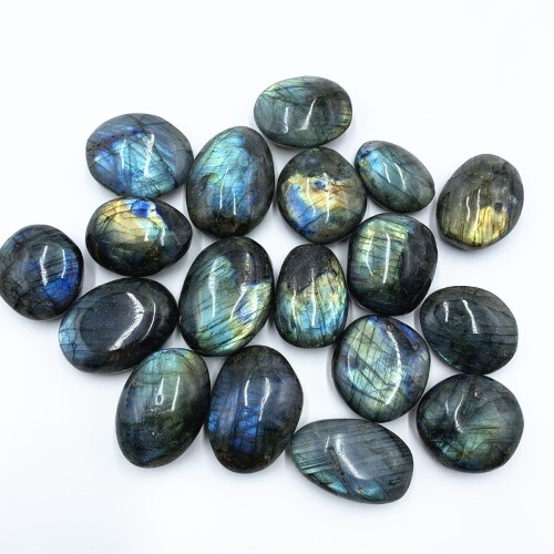 Beautiful High Quality Labradorite Gemstone Palm Stone - Material: Agate