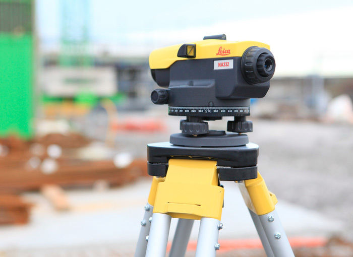 Leica Autolevel Na 324 - Application: Survey