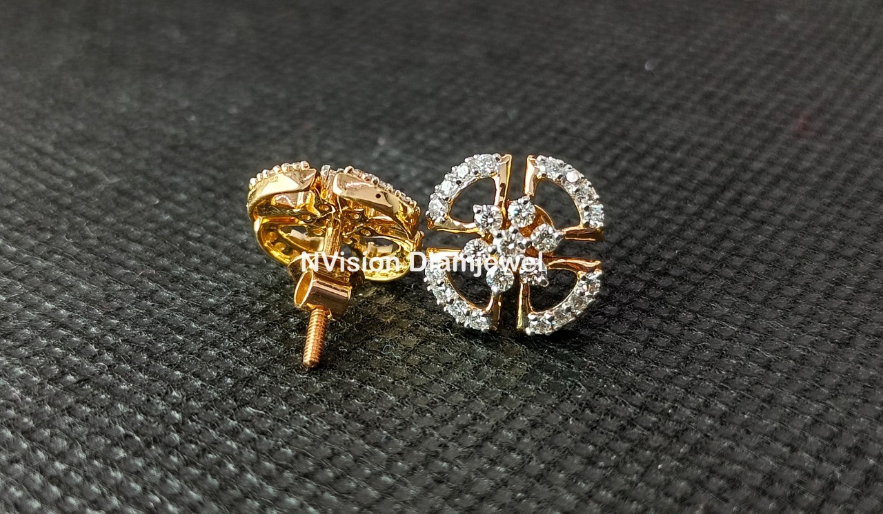 Natural Diamond Light Weight Earrings Diamond Carat Weight: 0.64 Carat