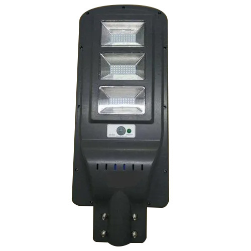 Triple Window Solar Street Light - Application: Commercial