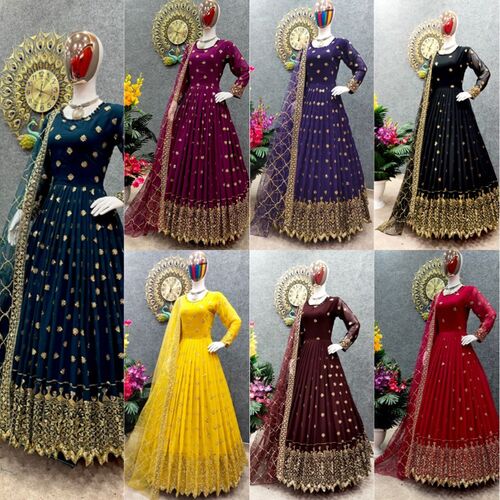 महिलाओं के लिए न्यू डिज़ाइनर पार्टी वियर लुक हैवी एम्ब्रायडरी सीक्वेंस वर्क गाउन