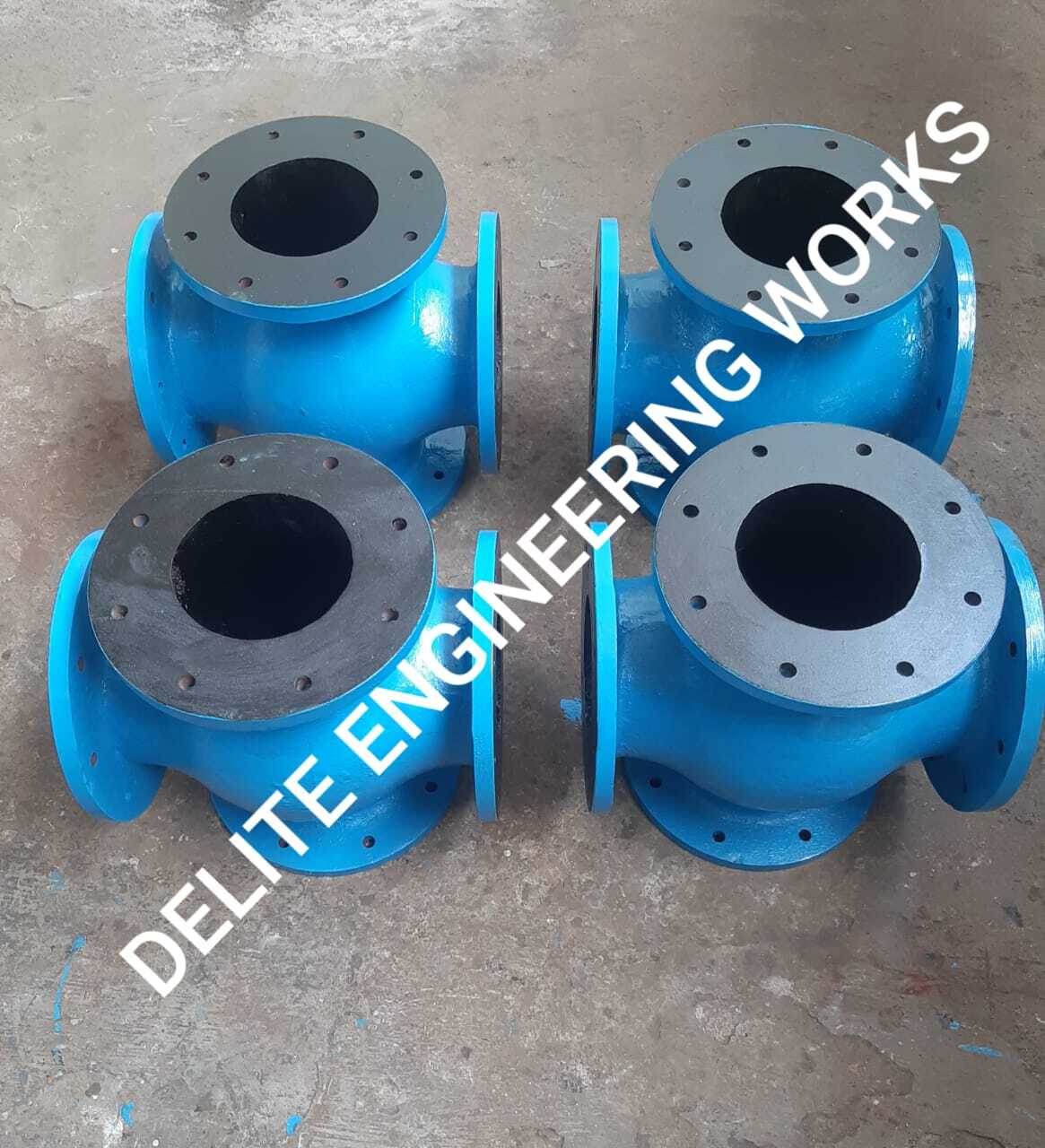 Fuel Cross Boiler - Ci Casting, 4 Inch To 6 Inch Size, Blue Color | For Boiler Fuel Lines, Withstands 800 To 1000 Temp, Four Way Type