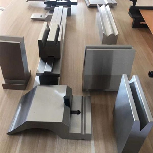 सीएनसी प्रेस ब्रेक बेंडिंग मशीन पंच एंड डाई प्रेस आवेदन: औद्योगिक