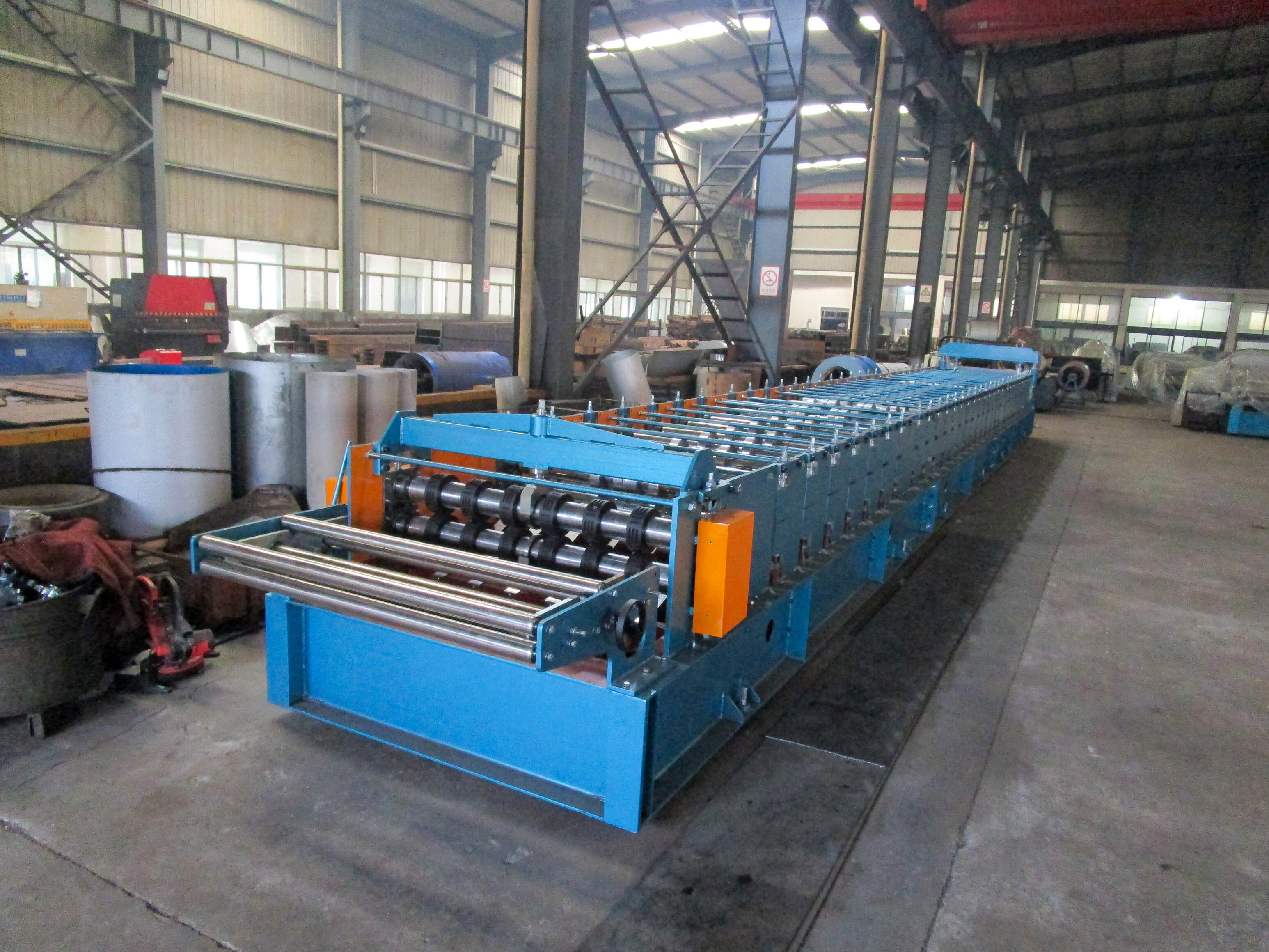 Automatic Decking Roll Forming Machine