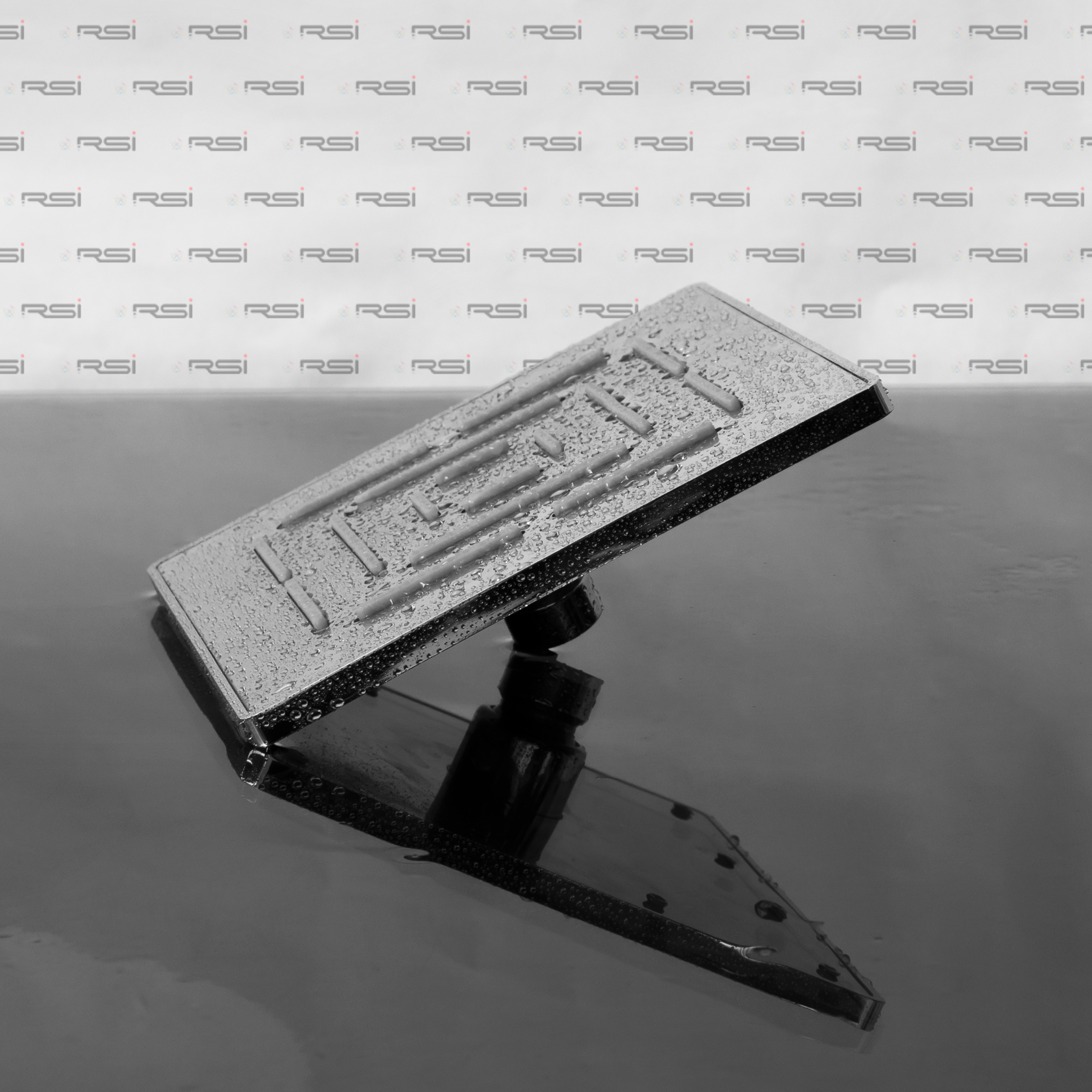 Maze Shower Square 6''x6'' - Color: Silver