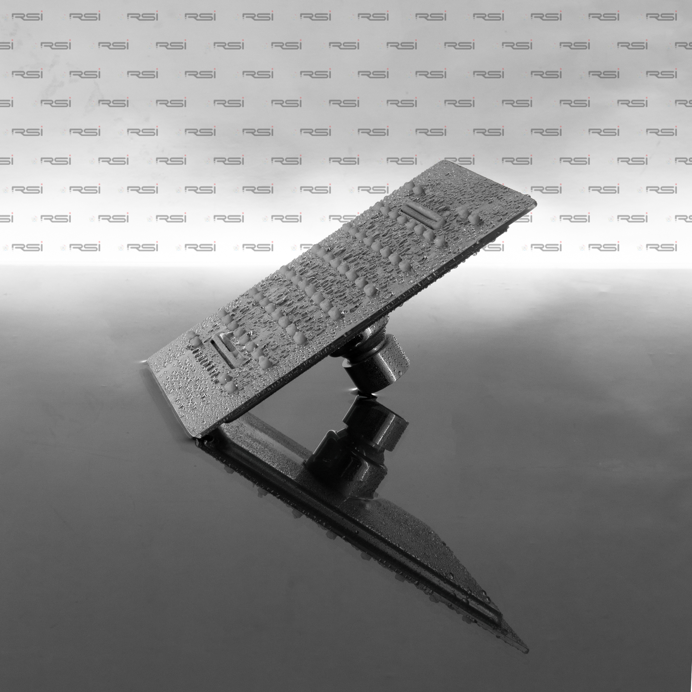 Claro Shower Square 6''x6'' - Color: Silver