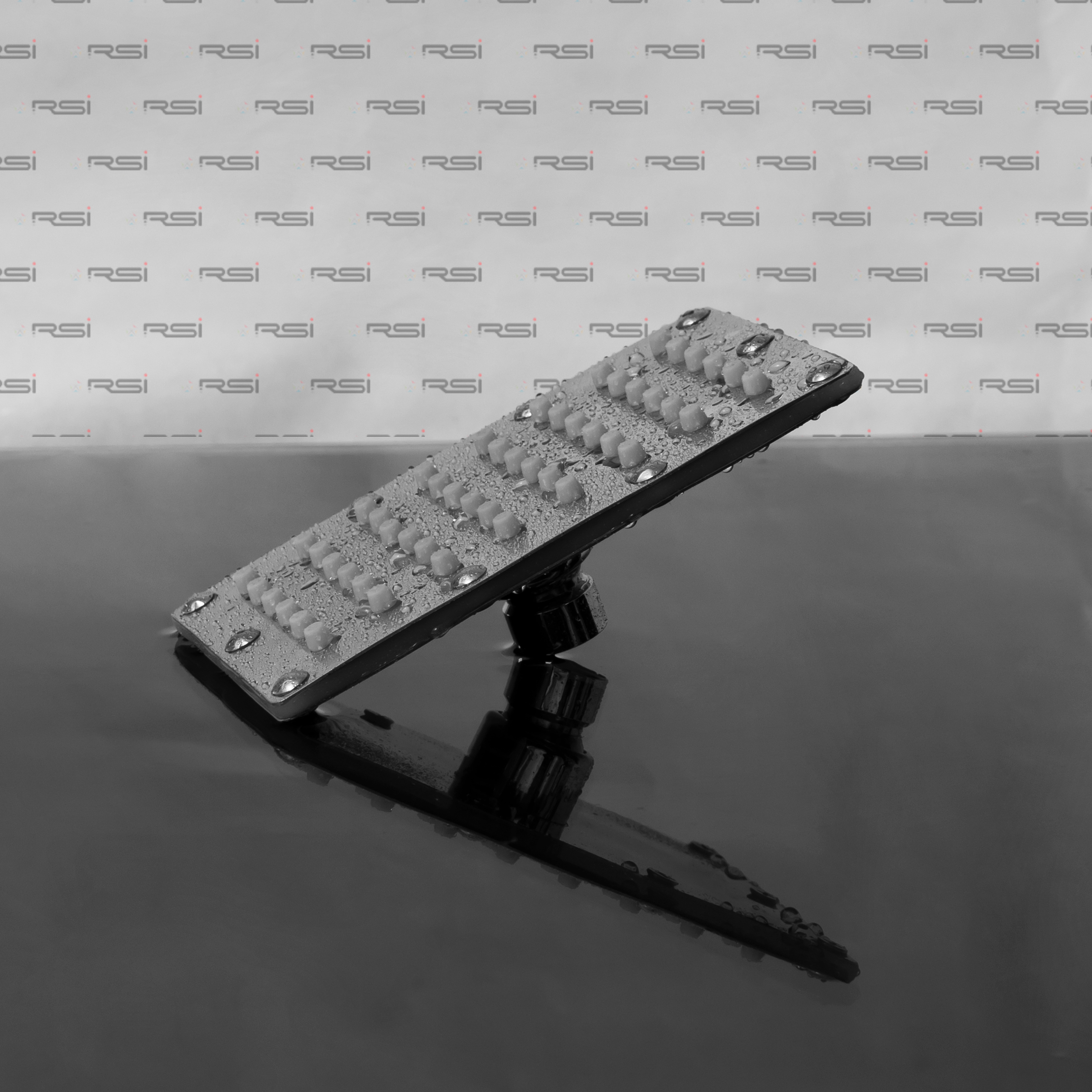 Croma Shower Rectangle 4''x6'' - Color: Silver