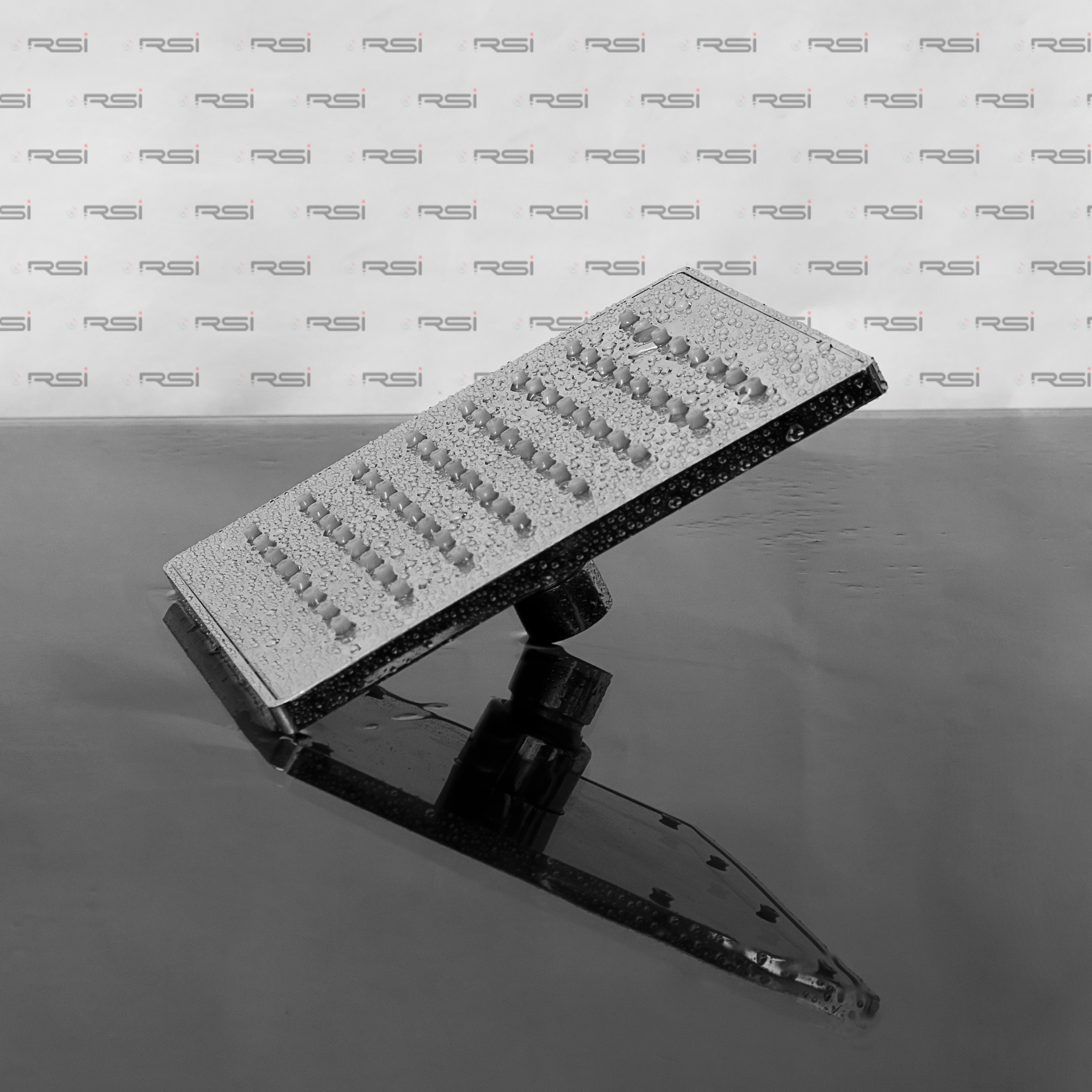 Venice Shower Square 6''x6'' - Color: Silver